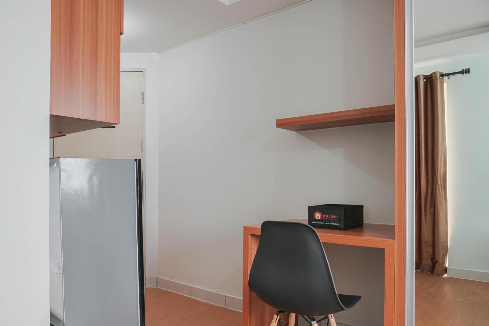 Homey Elegant At Amethyst By Travelio Apartment Jakarta